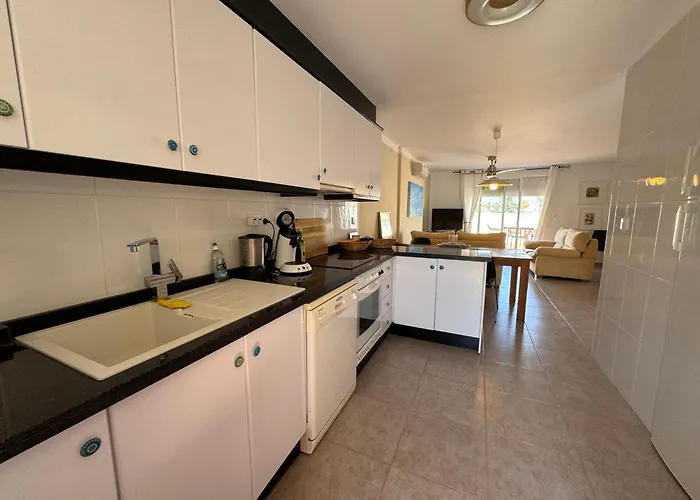 Jardines De * 데니아